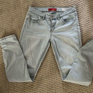 Guess Jeans size 28